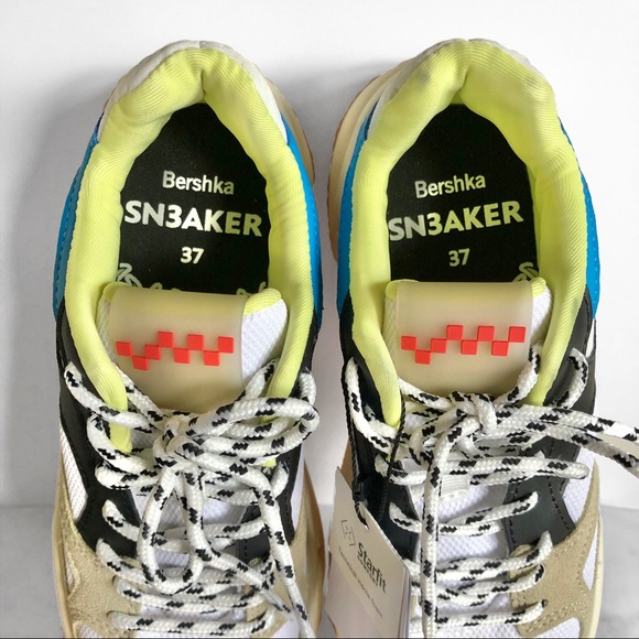 Zapatillas SN3AKER Bershka - Vinted